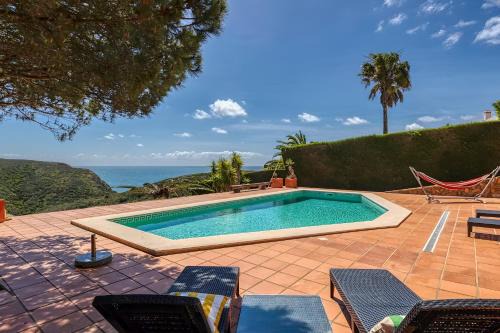 Aljezur Hostel | Arrifana Ocean View Villa