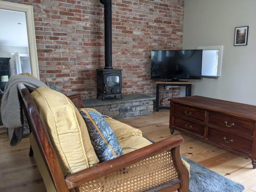 Thomastown House | Arrigle Cottage