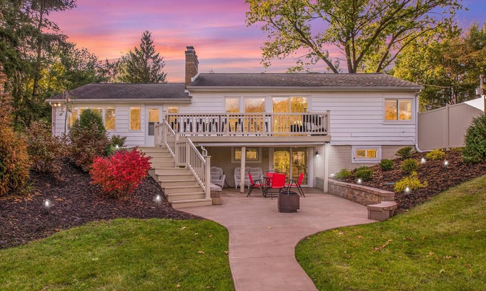Bristol Cottage | Elevated Retreat at Arrowhead Riverfront - 30 Min to ND Stadium