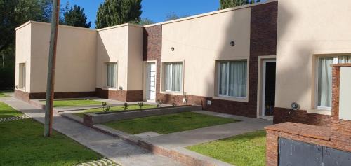 El Calafate Apartment | Magnificent Arroyo de las Piedras: Pet & Child Friendly Stay