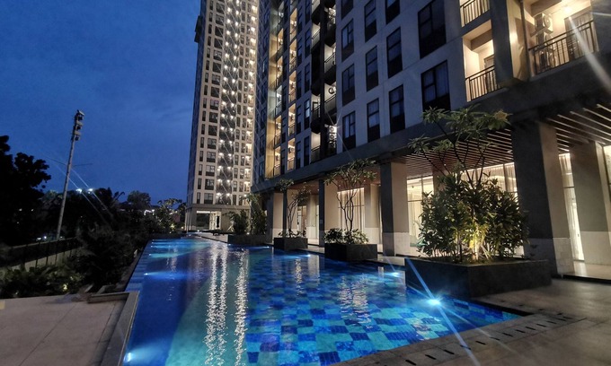 Depok Apartment | Discover ARSAKHA 003 Transpark Cibubur with Pool & Breakfast