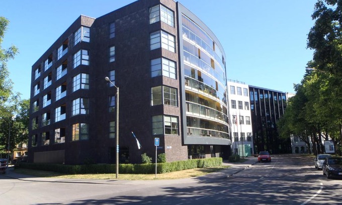 Kalamaja Apartment | Art Academy Apartment: 4-Star Stay with Family-Friendly Amenities