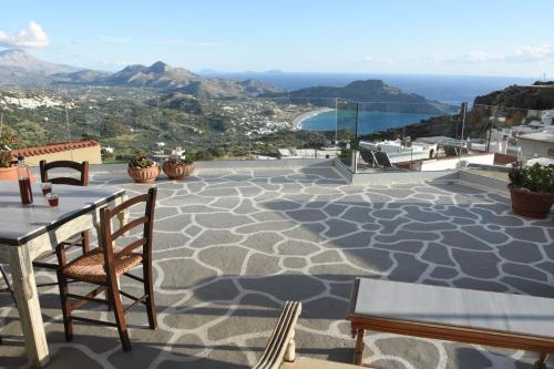 Sellia House | Oceanfront Art and Nature Apartment - Guest Rated 9.8/10