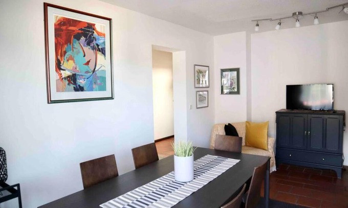 Poertschach am Woerthersee Apartment | Art Apartment: Central Location & Family-Friendly Stay