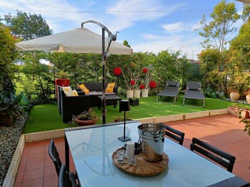 Padova Apartment | Exceptional Ocean View Retreat: Art-Apart LT with Garden