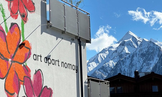 Kaprun Apartment | Exceptional Art Apart Nomay - 4-Star with Kitchen & Breakfast