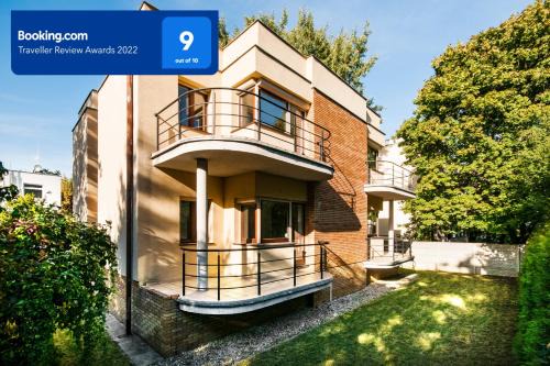Zoliborz Apartment | Family-Friendly Art Apartments with High Guest Ratings