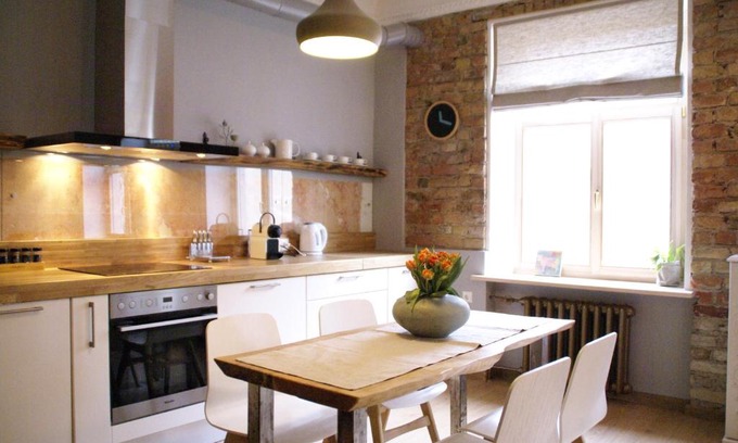 Avoti Apartment | Pet-Friendly Art Deco Apartment in Central Riga