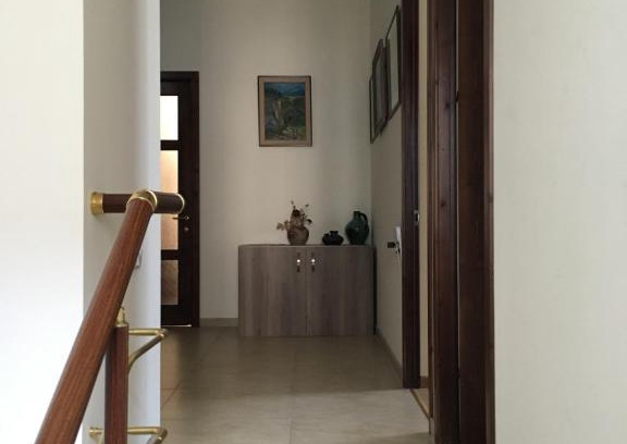 Yerevan House | Art Guesthouse: Family and Pet Friendly Retreat