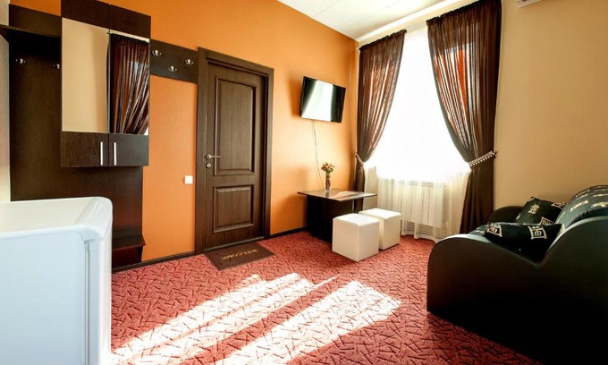 Kamensk-Shakhtinsky Hotel | Stylish Art Hotel with Breakfast and 9/10 Guest Rating