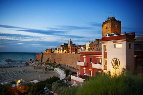 Termoli Hotel | Beautiful Art Hotel Santa Lucia with Oceanfront Bliss