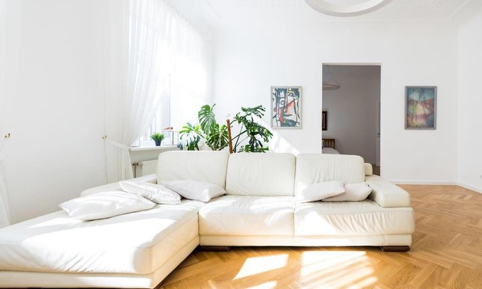 Centrs Apartment | Elegant Art Nouveau Residence - Premium Stay for Families