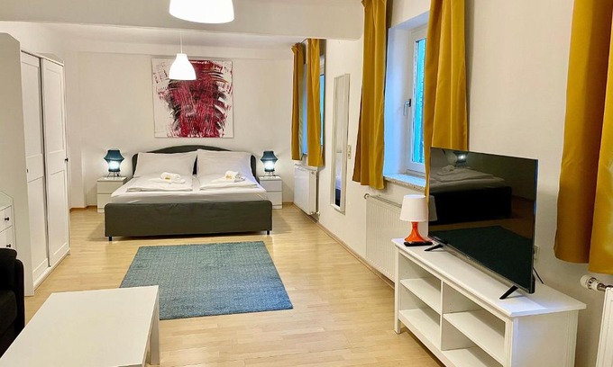 Graz City Centre Apartment | Discover ARTAPART: Top-Rated Apartment with Self Check-In