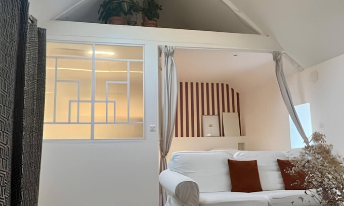 Lamballe House | Independent Duplex with Spa and Kitchen Amenities