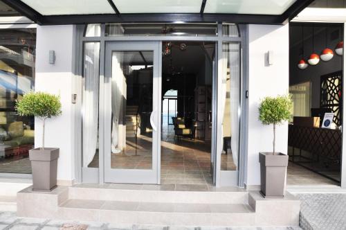 Tolo Hotel | Oceanfront Escape at Artemis - Rated 9.4 by Guests