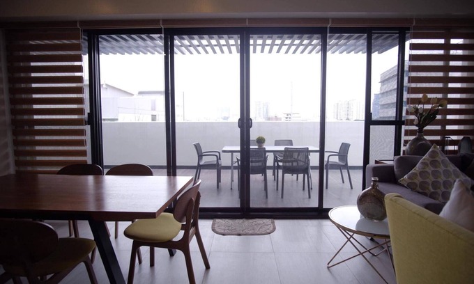 Palanan Hotel | Discover Artemis Place Hotel: Family-Friendly with Spa & Breakfast