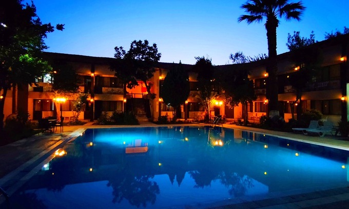 Denizli Hotel | Artistic Retreat at Artemis Yoruk Hotel with Pool & Dining