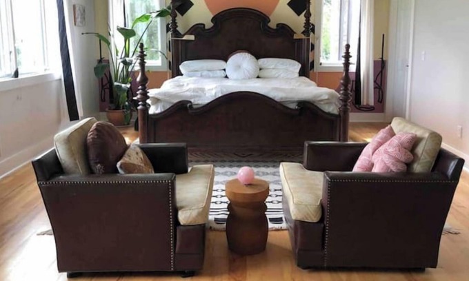 San Marcos House | Artful Ranch House & Pool ~Zoetic~