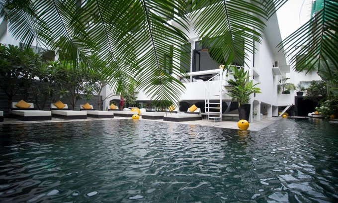 Chamkar Mon Bed & Breakfast | Exclusive Stay at Arthur & Paul - Men Only Hotel