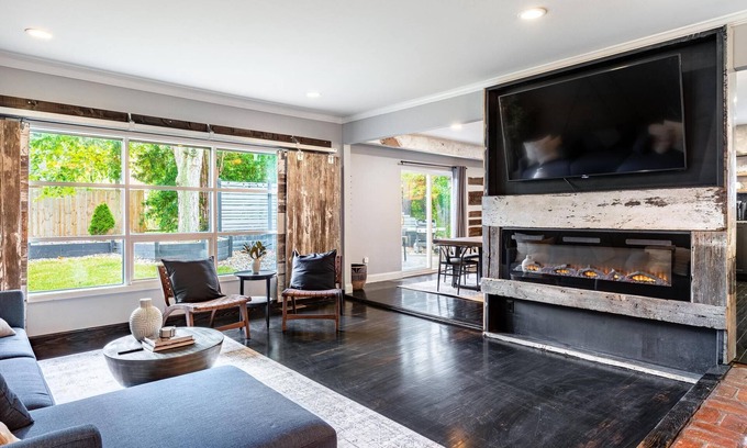 Southfield House | Artistic Retreat Near Bham with Serene Backyard Oasis