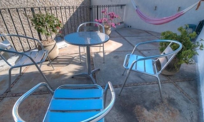 Centro House | Artistic Escape with Breakfast in Central Merida