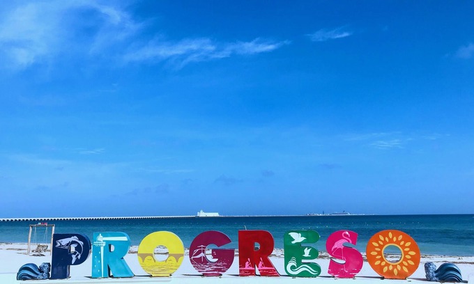 Progreso Municipality Condo | Artistic Mayan Retreat with Oceanfront Pool & Spa Amenities