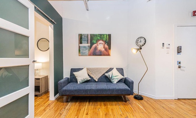 Mile End Apartment | Guest Rated 10/10: Artistic Tech Mile End Suites