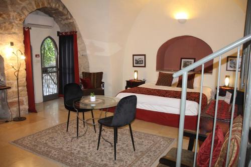 Artists Colony Hotel | Discover Artists Colony Inn Zefat: Guest Rated 9.1/10