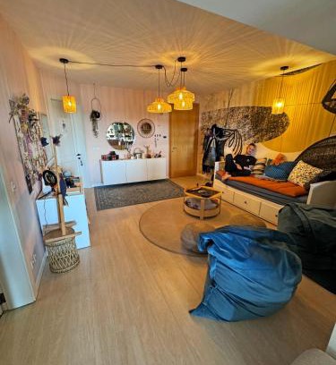 Bellavista Bed & Breakfast | Budget-Friendly Artists' Nest with Breakfast and Child Care