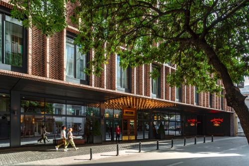 Vera Hotel | Elegant Artizan Design Hotel with Unique Amenities