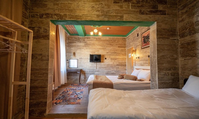 Cavusin Hotel | Discover Artonin: Cozy Stay in Cappadocia with Breakfast
