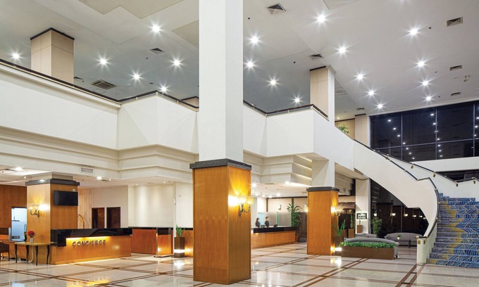 Senayan Hotel | Discover Artotel Gelora Senayan Jakarta: Pool & Spa Oasis
