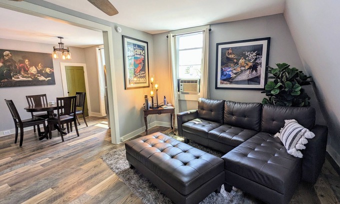 Brooksville Apartment | Artistic Coastal Apartment: Guest Rated 9.8 with Breakfast