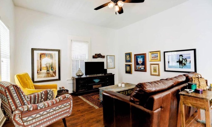 Houston Heights House | Artsy Heights House: Walk to Shops, Trails & Pet Friendly