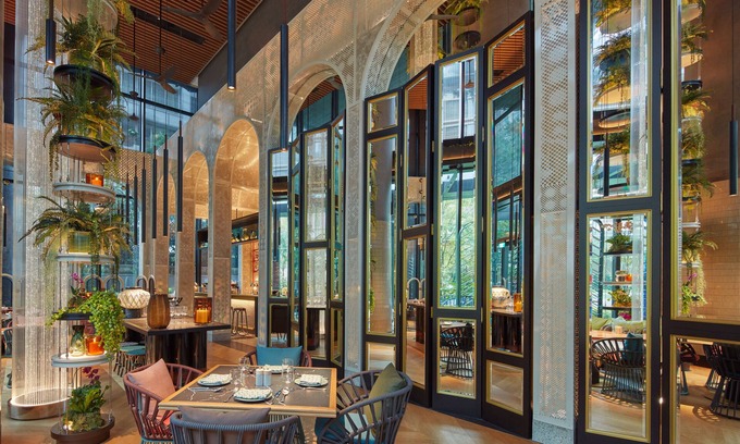 Orchard Hotel | Discover Artyzen Singapore: 5-Star Oasis with Spa & Pool