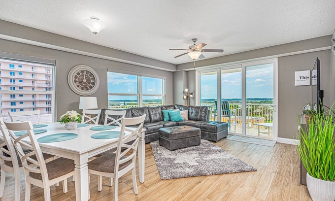 Ocean View Halifax Estates Condo | Ocean View Condo #607: 10/10 Rated with Pool & Spa