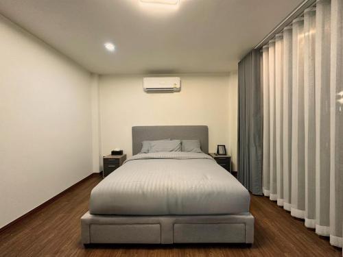 Bangkok Yai House | Family-Friendly Retreat at Arun Heaven Bangkok