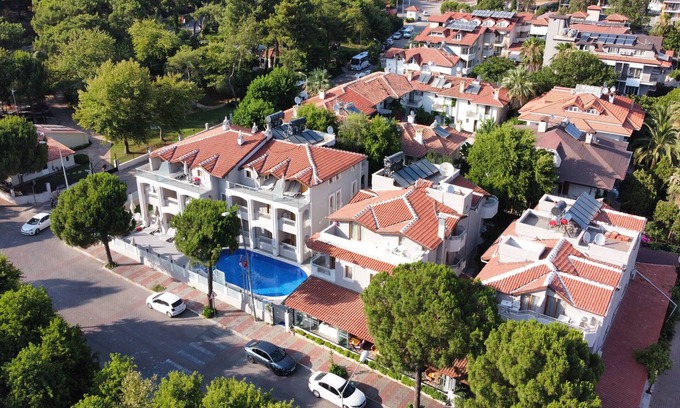 Icmeler Apartment | Discover Arya Apart: Pet-Friendly with Oceanfront Views