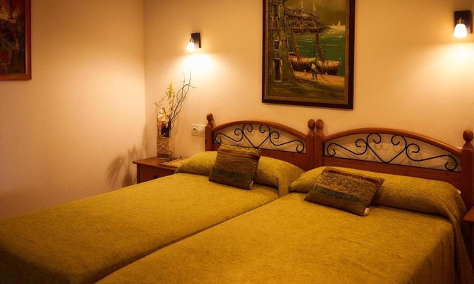 Redondela House | Oceanfront Bliss at As Chivas - Rated 8.5/10 by Guests