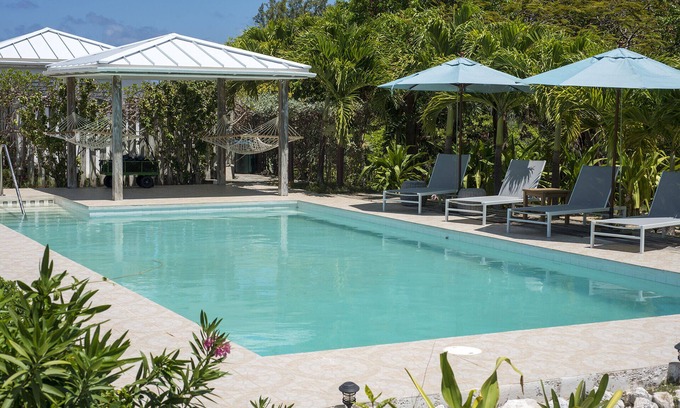 Savannah Sound House | Experience Windermere Beach House: Pool & Ocean Views Await!