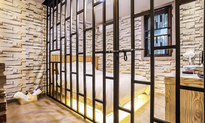Araemojong Hotel | Eco-Friendly Asan Nabi: Family-Friendly with Hot Tub & Breakfast