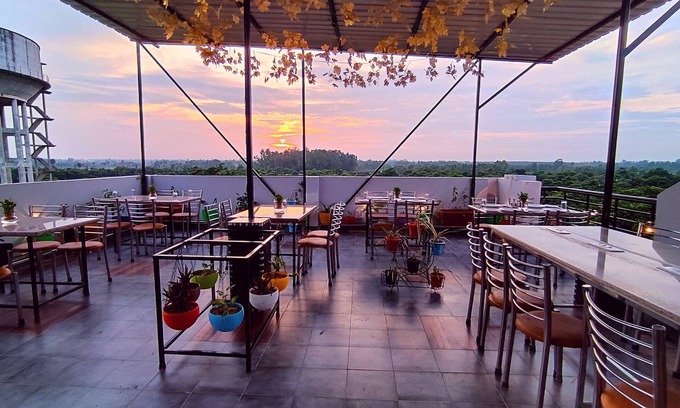 Moradabad Hotel | Comfortable Asapian House - Family-Friendly Stays in Moradabad