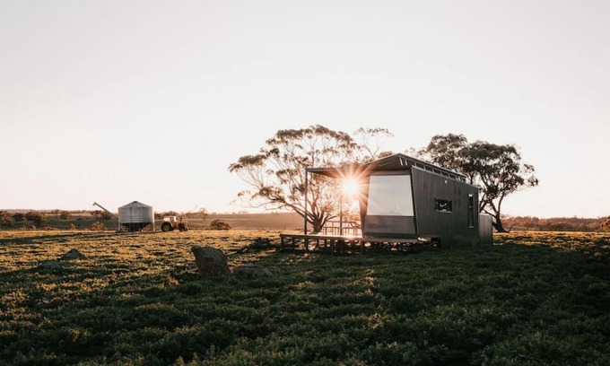 Nunile House | Ashleigh the Tiny Cabin in Toodyay
