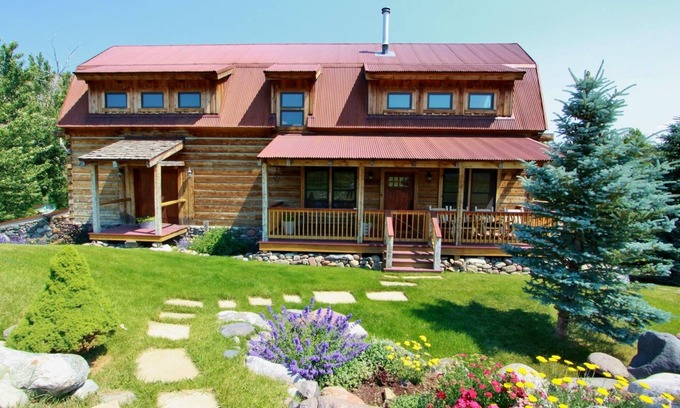 Emigrant Cabin | Experience Ashling Ranch: River Access, Pet Friendly Stay