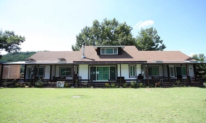 Gapyeong House | Family-Friendly Ashre Pension: Your Ideal Budget Retreat