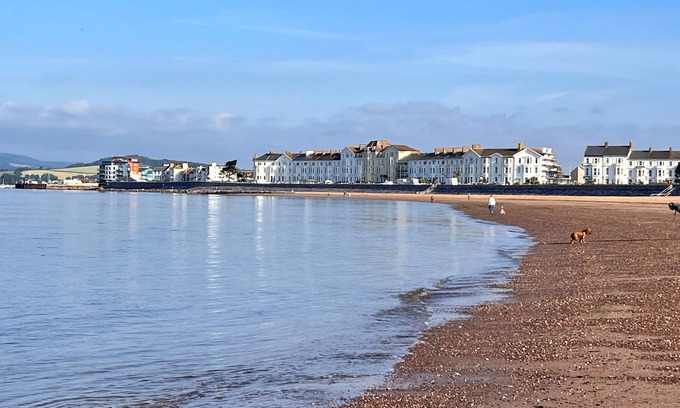 Exmouth Hotel | Discover Ashton Court Hotel: Pet-Friendly & Family Friendly