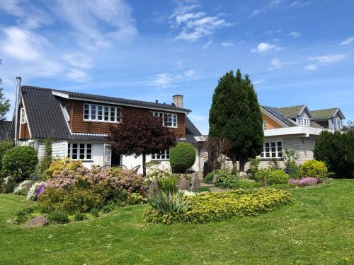 Vester Skerninge House | Top-Rated Askes Oase Guest Apartment with Family-Friendly Amenities