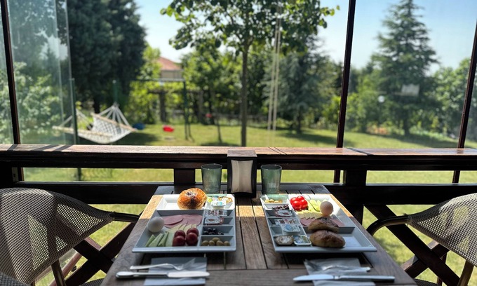 Arnavutkoy House | ASLAN AİRPORT HOTEL