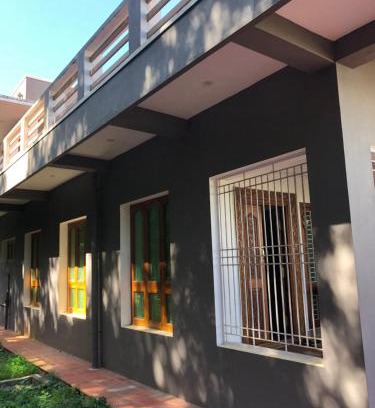 Courtallam Villa | Family-Friendly ASP Cottage with Kitchen Amenities