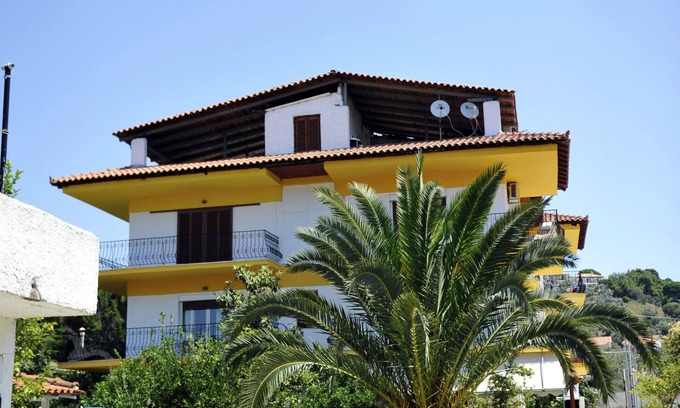Troulos Apartment | Exceptional Aspa Victoria Apartment: Family-Friendly Stay
